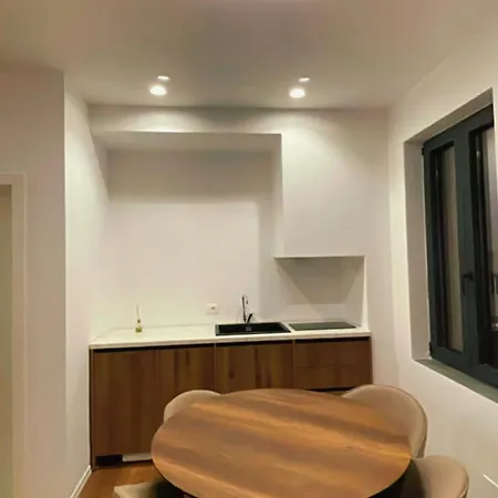 Nn Villa *