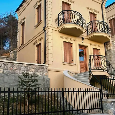 Nn * Korce